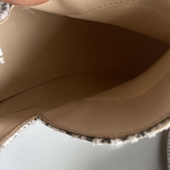 Kenneth Cole Reaction Side Way Snakeskin White Heel Zip Ankle Bootie Shoes Sz 8 - Picture 11 of 12